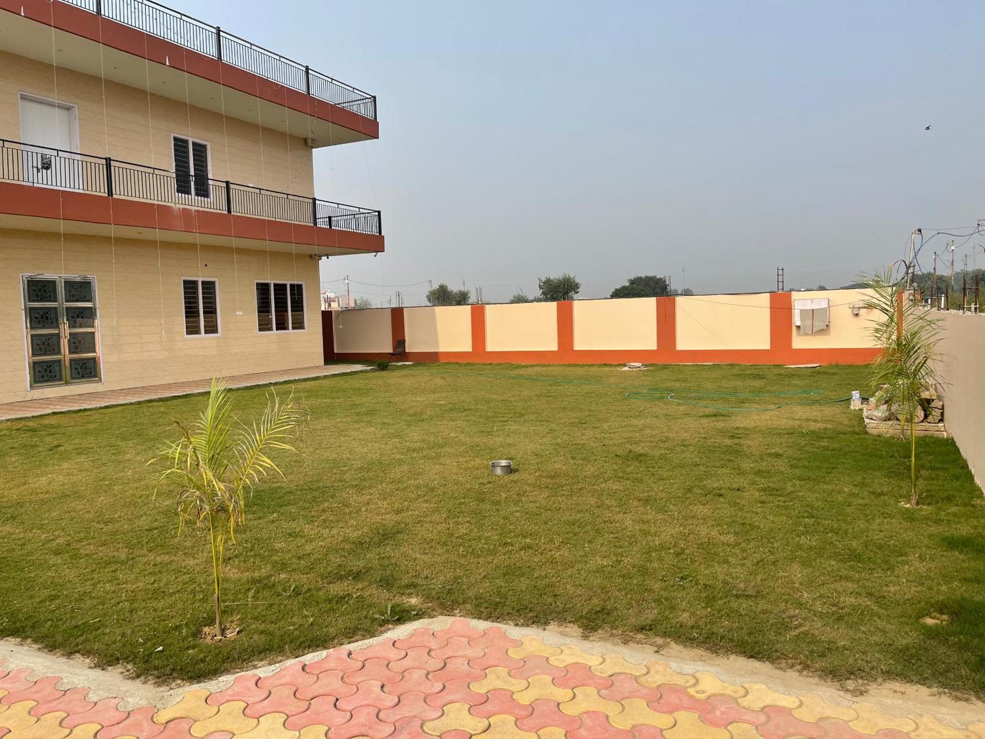 فندق Shrinath Residency نويدا الكبرى المظهر الخارجي الصورة